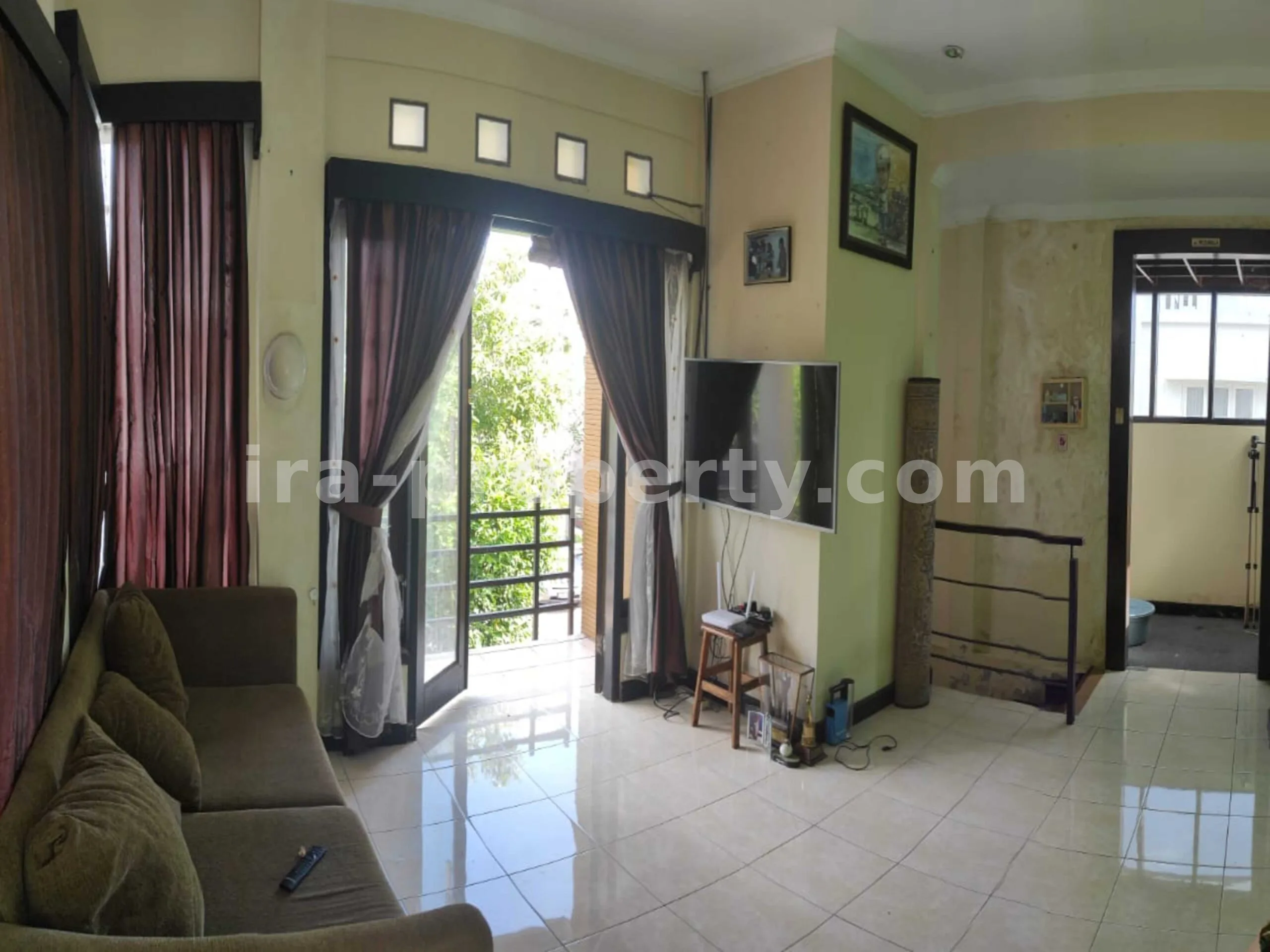 House · West Lombok Area · photo 2 of 6 2-Story House in Meninting Regency - 609 - 2
