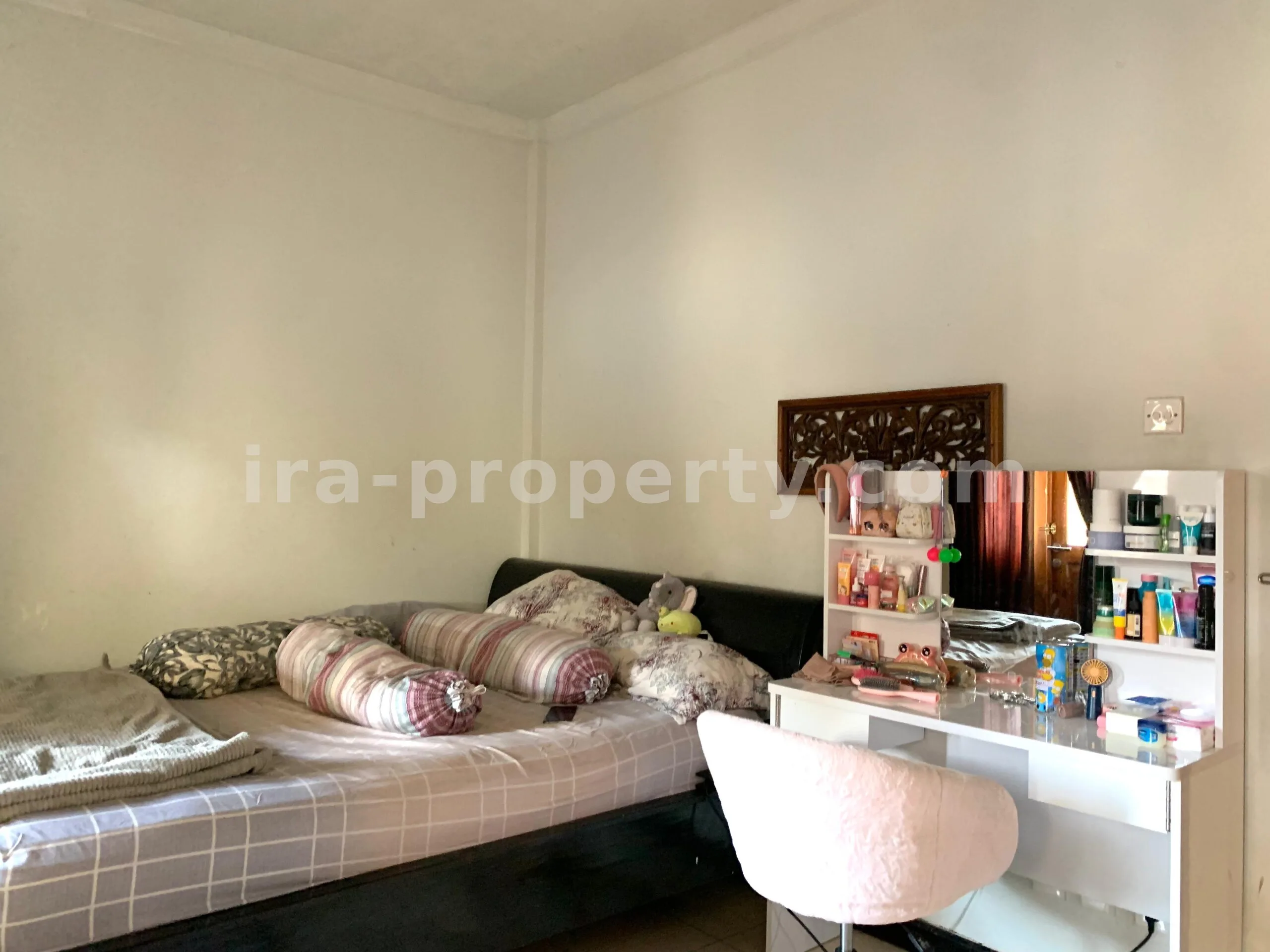 2-Story House in Meninting Regency - 609 - 6