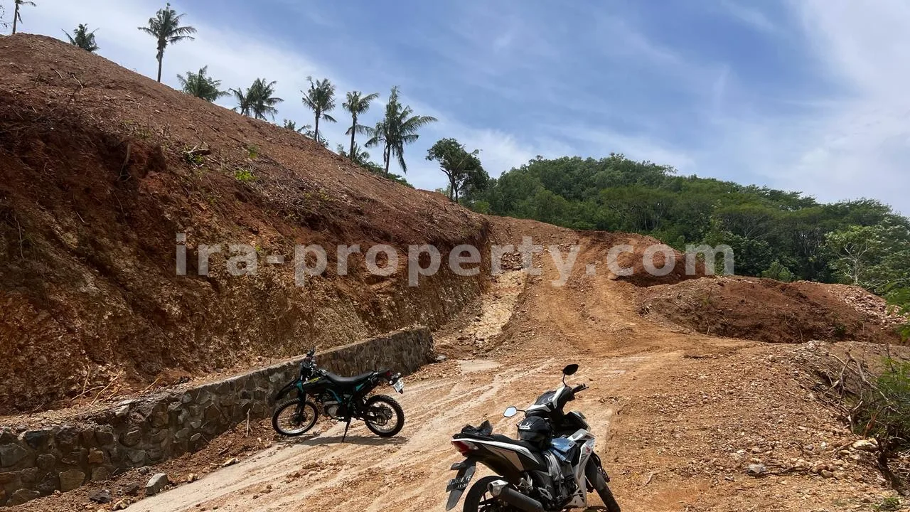 Villa & Hotel · Kuta Mandalika · foto 2 dari 6 Tanah Premium Pemandangan Laut di Kuta Tengah - 431-2 - 2