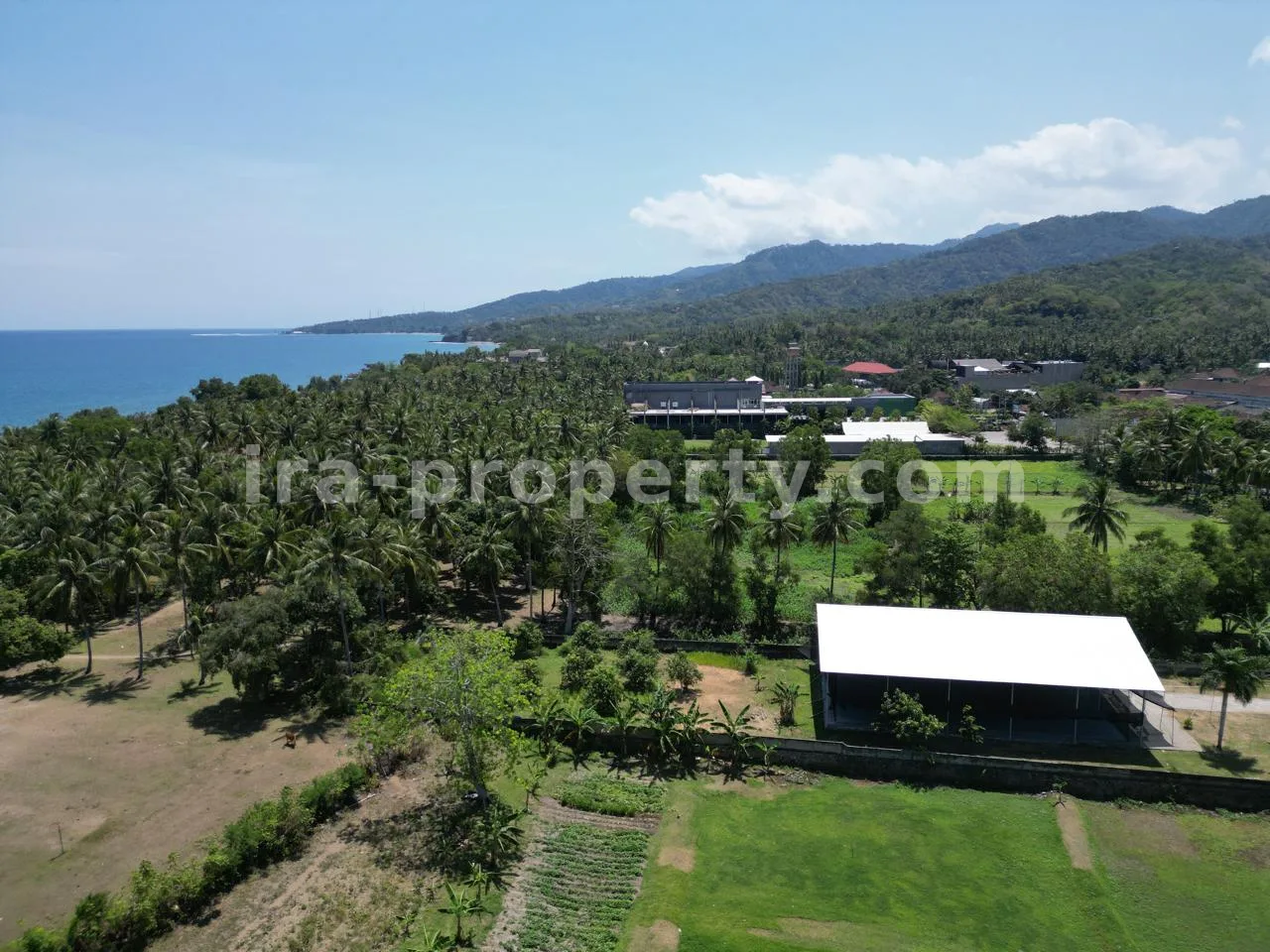 Villa & Hotel · Senggigi · foto 4 dari 5 Tanah Tepi Pantai di Montong Dekat Hotel Jayakarta - 359 - 4