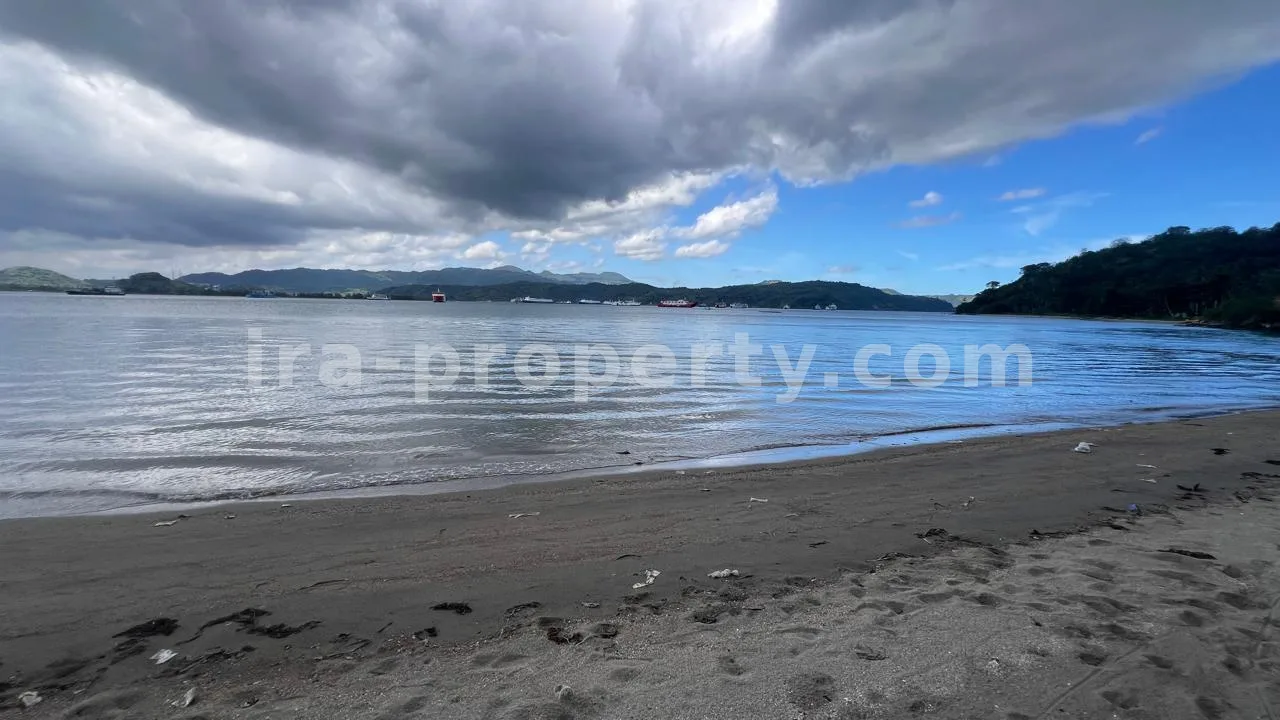 Tanah · Sekotong · foto 2 dari 12 Tanah Tepi Pantai di Telaga Lupi, Sekotong - 182-2 - 2