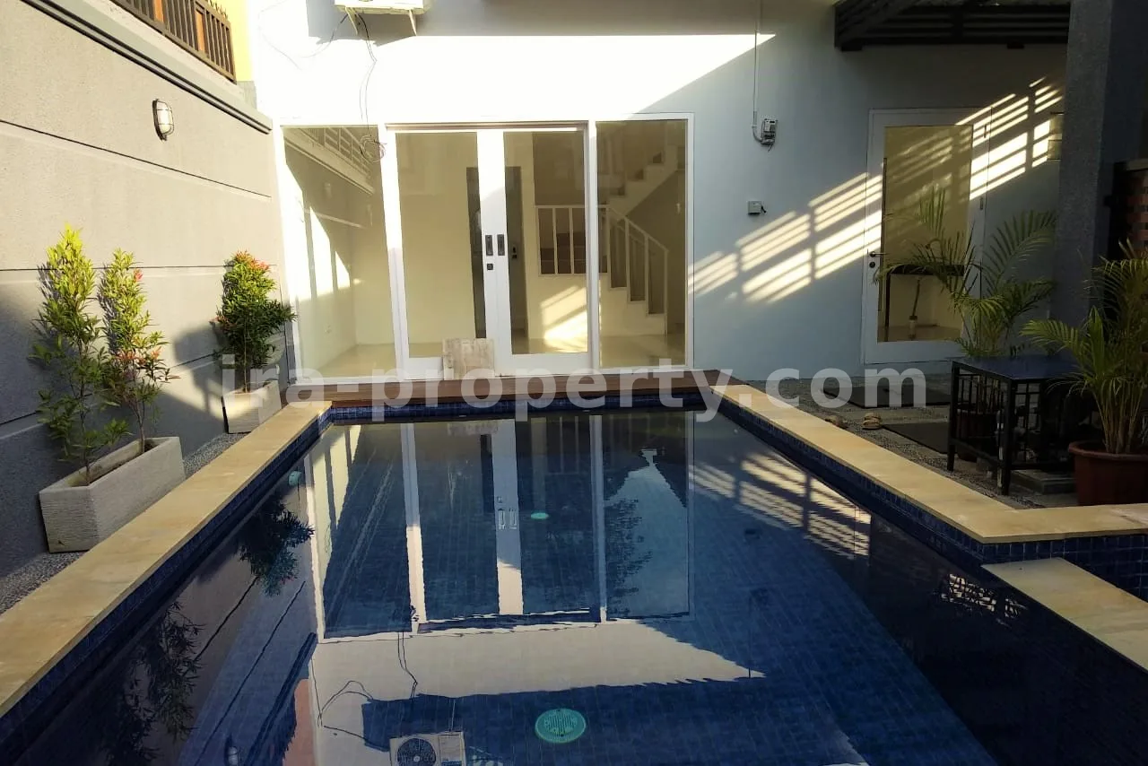 Villa Menawan di Kompleks Senggigi One - 411 - 10