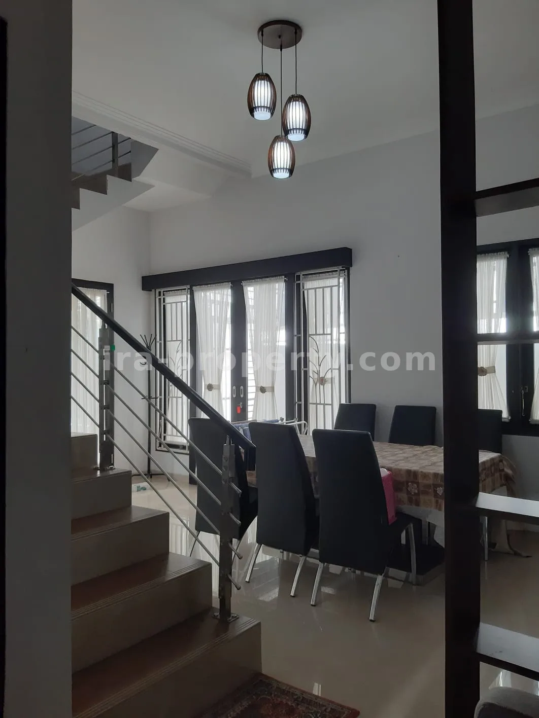 House · Mataram City · photo 3 of 19 Elegant Home in Elite Graha Majapahit Complex - 529 - 3