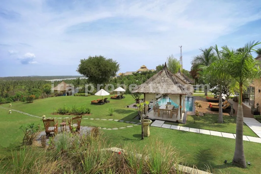 Villa & Hotel · Tanjung · foto 3 dari 14 Tanah Resor Eksklusif di Medana Dekat Hotel Oberoi Lombok - 396 - 3
