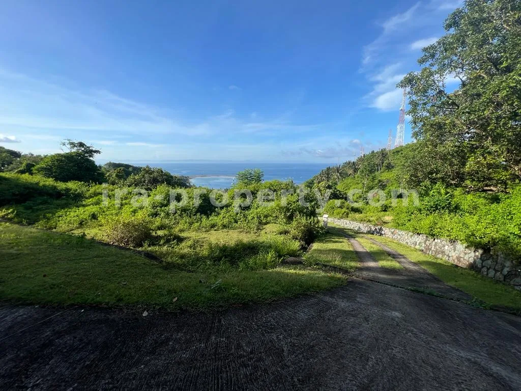 Tanah · Senggigi · foto 1 dari 7 Tanah Penuh Pemandangan Laut Pantai di Senggigi Pusat - 329 - 1
