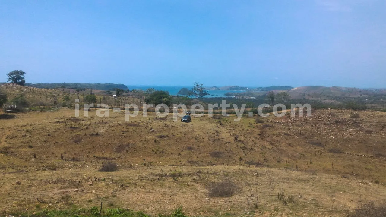 Tanah · Kuta Mandalika · foto 3 dari 5 Tanah Dijual dengan Pemandangan Laut di Mertak Awang - 426-4 - 3