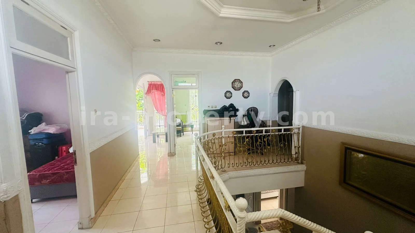 Rumah Mewah di Jalan Utama Mataram - 617 - 9