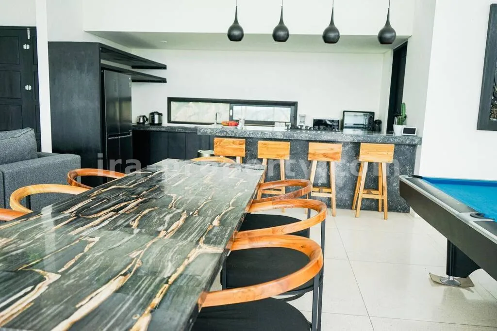Luxurious Oceanview Villa in Kuta Mandalika - 323 - 8