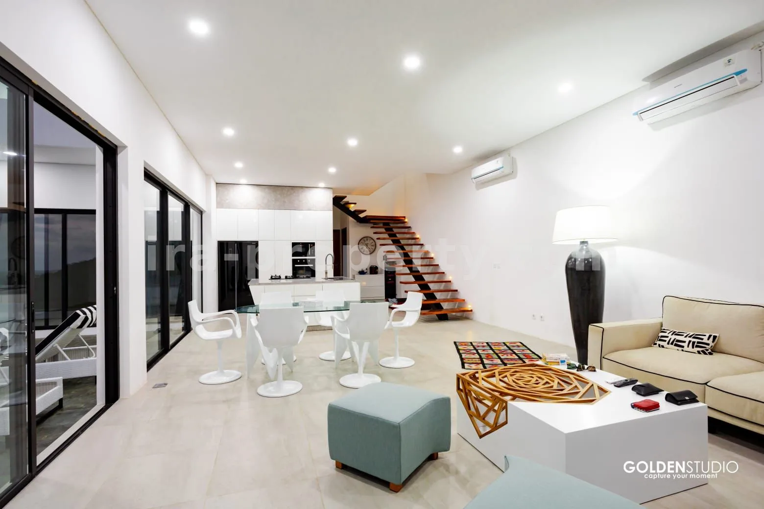 Villa & Hotel · Kuta Mandalika · foto 4 dari 16 Resor Mewah dengan Pemandangan Memukau Dekat Kuta Mandalika - 374 - 4