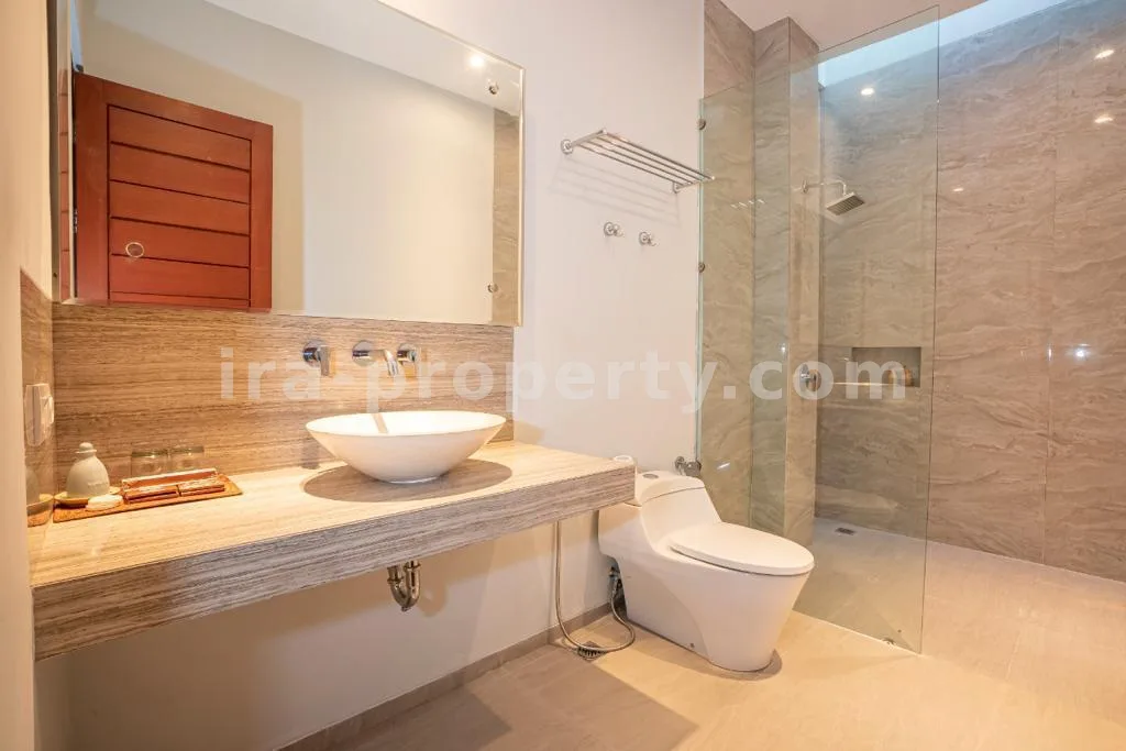 Villa & Hotel · Senggigi · foto 5 dari 12 Vila Mewah Tepi Laut Dekat Senggigi dengan Pemandangan Laut - 401-2 - 5