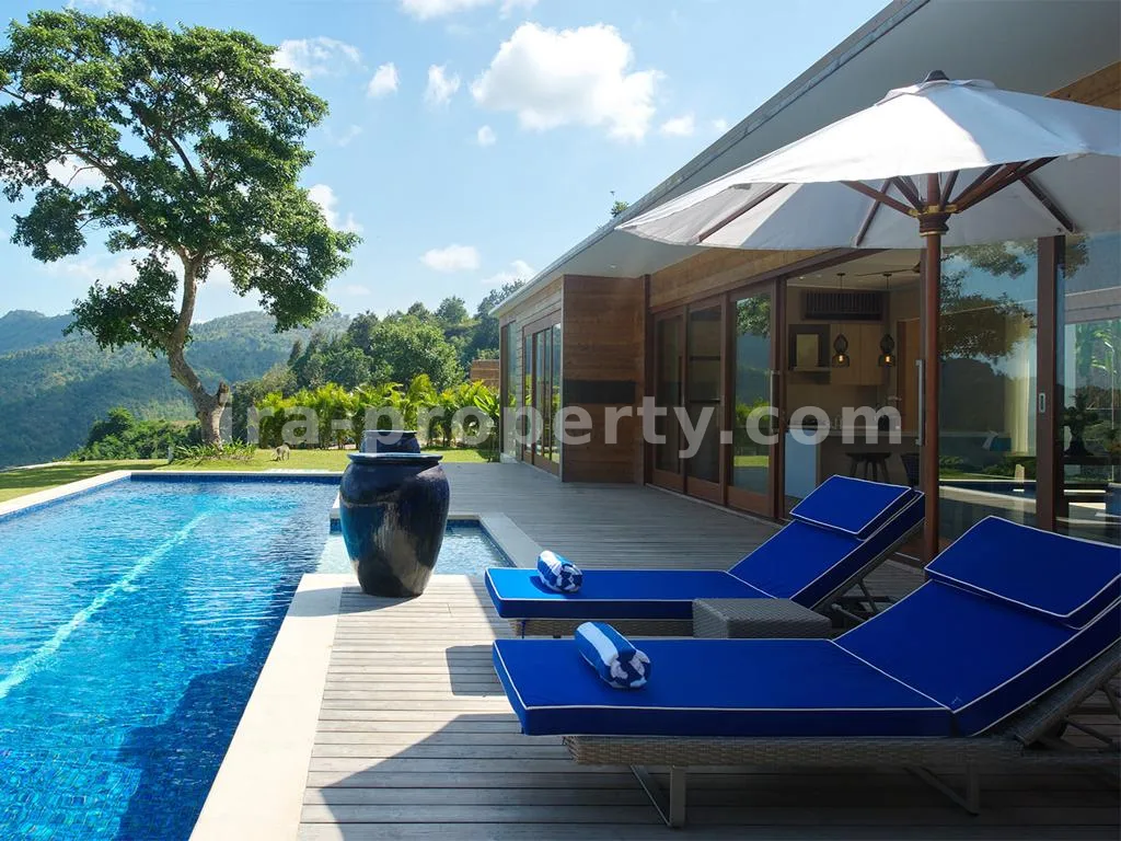 Villa & Hotel · Kuta Mandalika · photo 2 of 7 Luxurious Seaside Villa in Selong Selo Complex – Breathtaking Ocean Views - 409 - 2