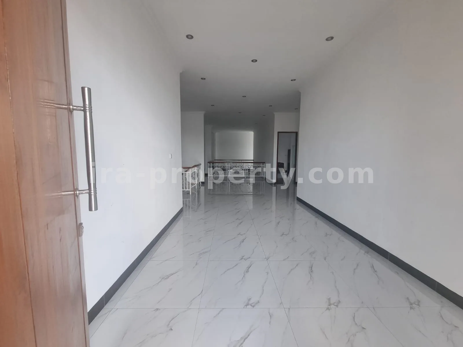 Luxury Home in Elite Pagutan Mataram Complex - 564 - 16