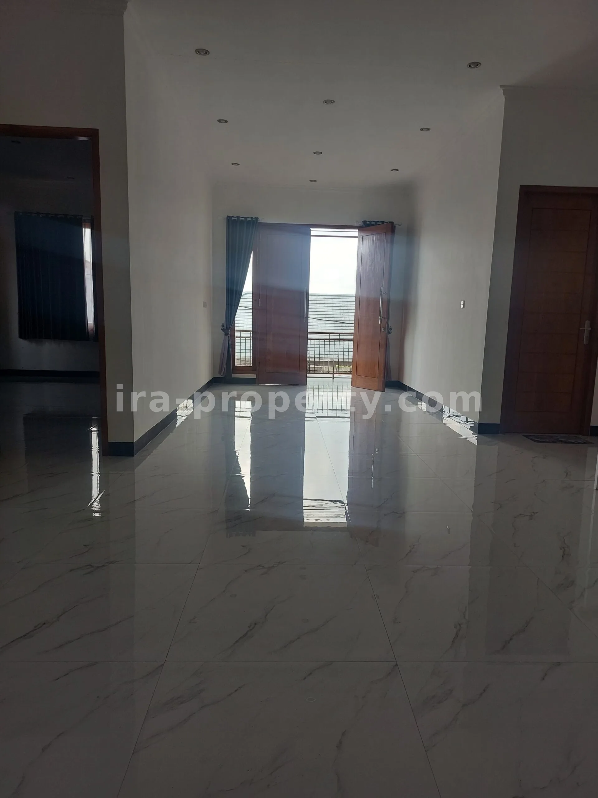 Luxury Home in Elite Pagutan Mataram Complex - 564 - 20