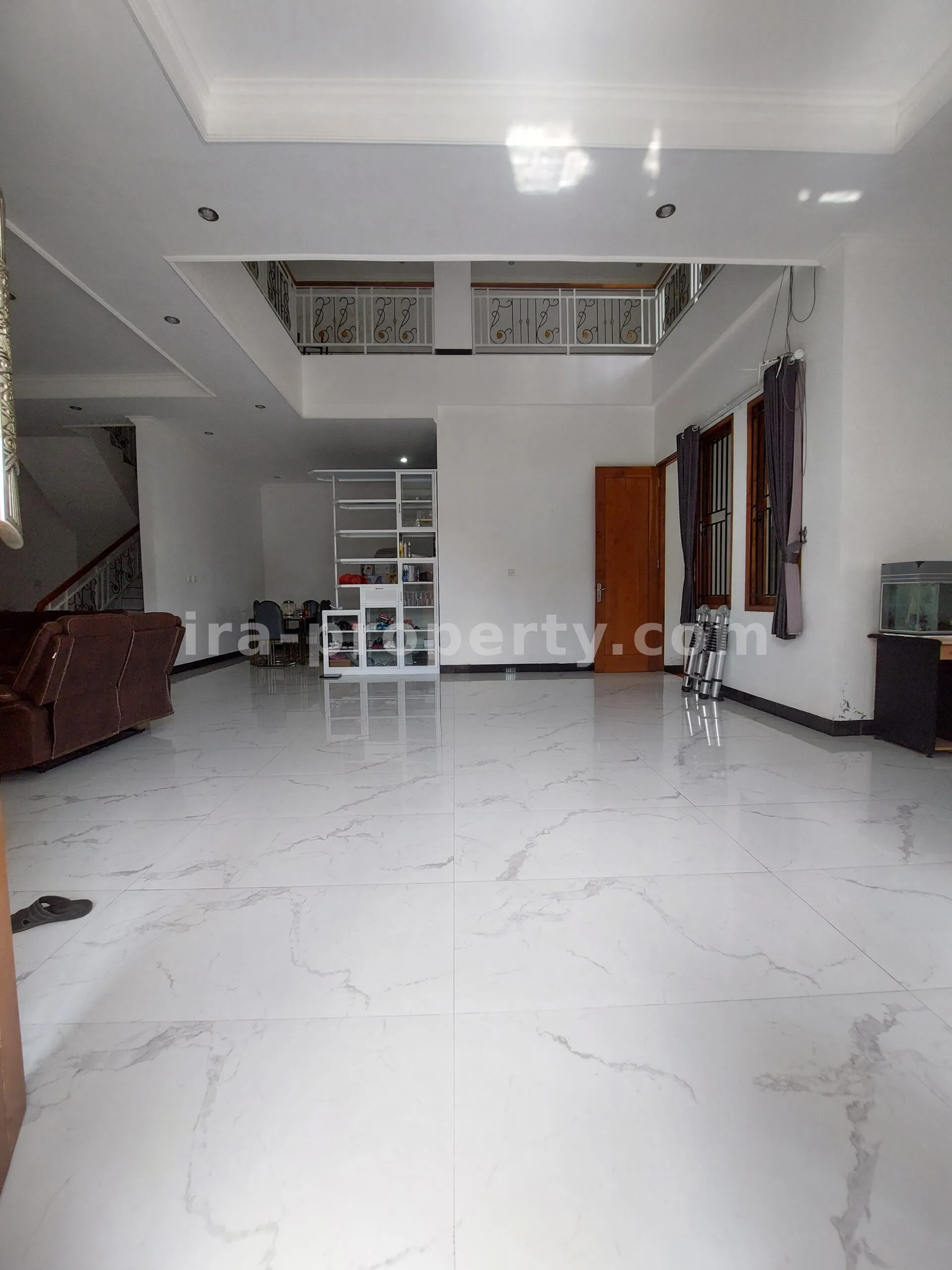 House · Mataram City · photo 4 of 24 Luxury Home in Elite Pagutan Mataram Complex - 564 - 4