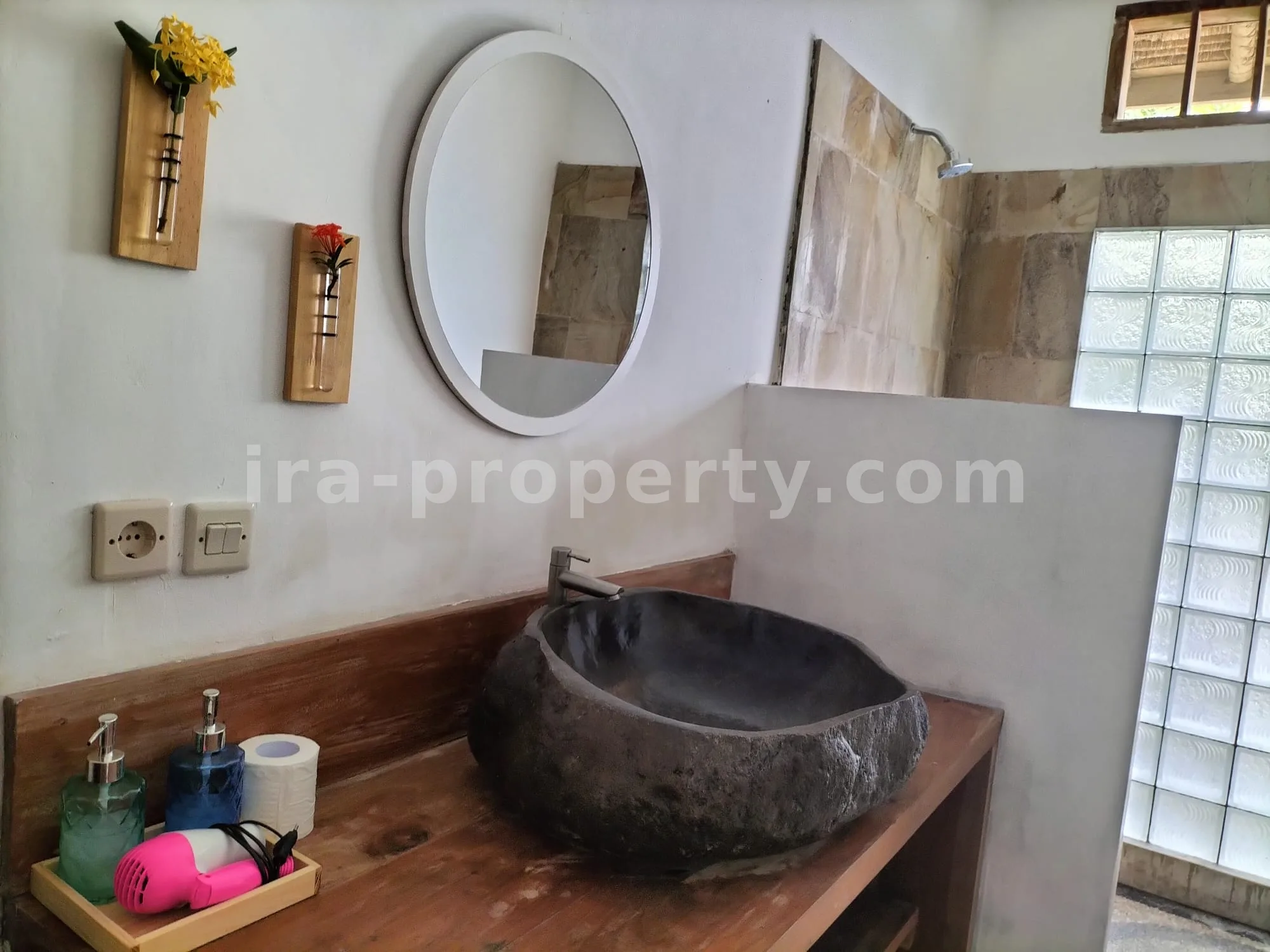Kompleks Villa dan Hotel Mewah di Selong Belanak - 290 - 10