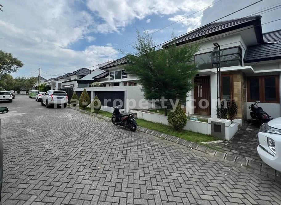 Rumah · Kota Mataram · foto 4 dari 17 Rumah Modern di Perumahan Elit Graha Majapahit Mataram - 406 - 4