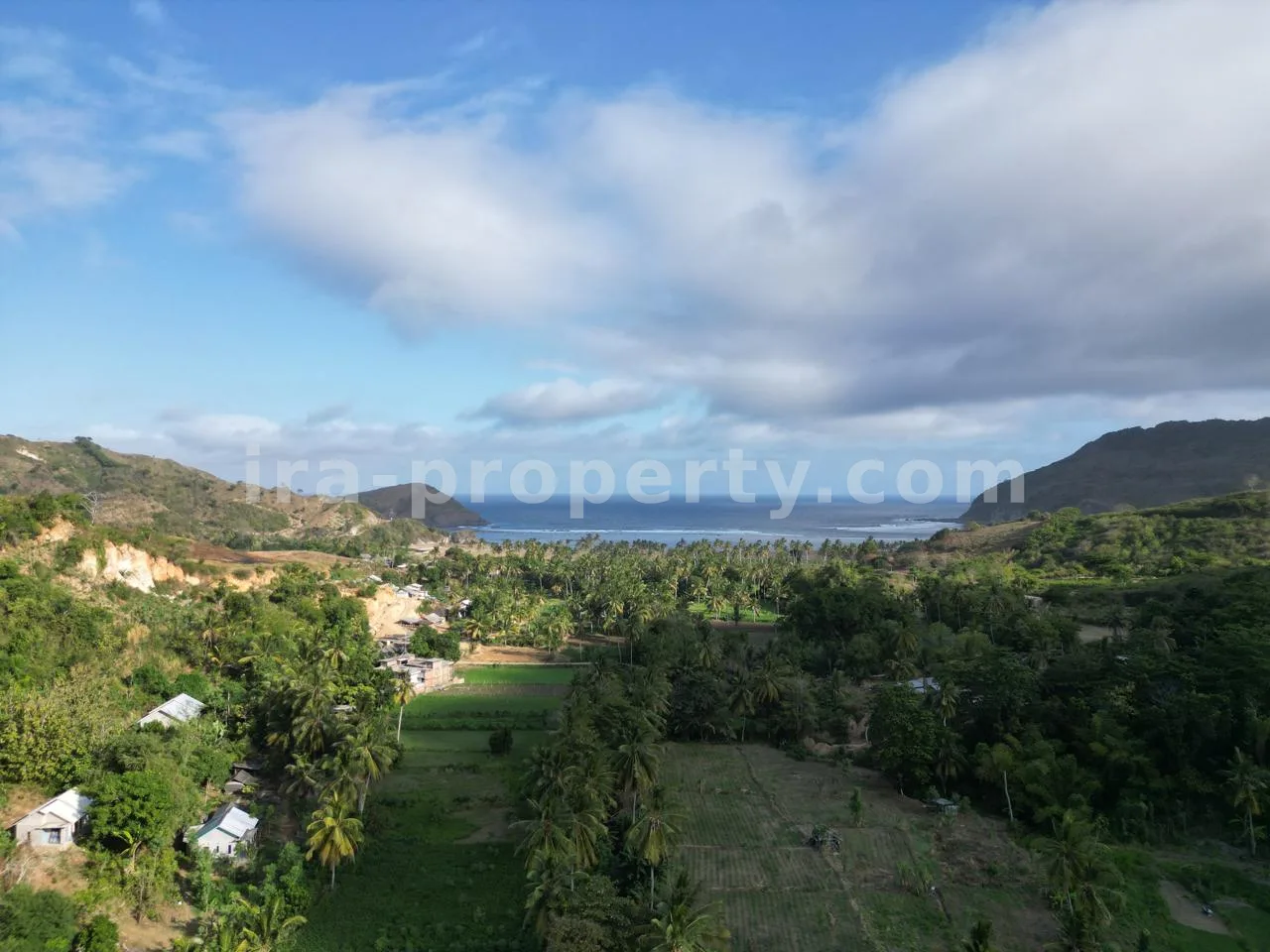 Tanah · Kuta Mandalika · foto 4 dari 7 Tanah Premium dengan Pemandangan Laut di Areguling, Kuta Mandalika - 449 - 4