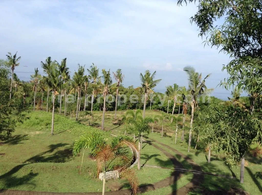 Tanah · Senggigi · foto 1 dari 9 Kavling Tanah Pemandangan Laut Sempurna untuk Vila Dekat Senggigi - 347 - 1