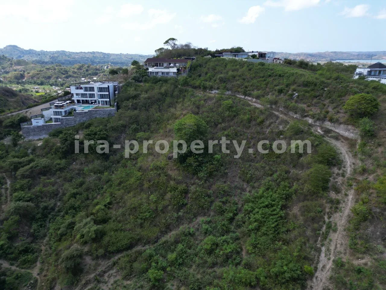 Land · Kuta Mandalika · photo 2 of 14 Premium Land in Front of Mandalika International Circuit - 454 - 2