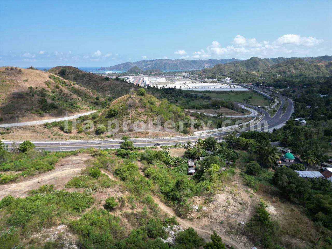 Land · Kuta Mandalika · photo 5 of 14 Premium Land in Front of Mandalika International Circuit - 454 - 5