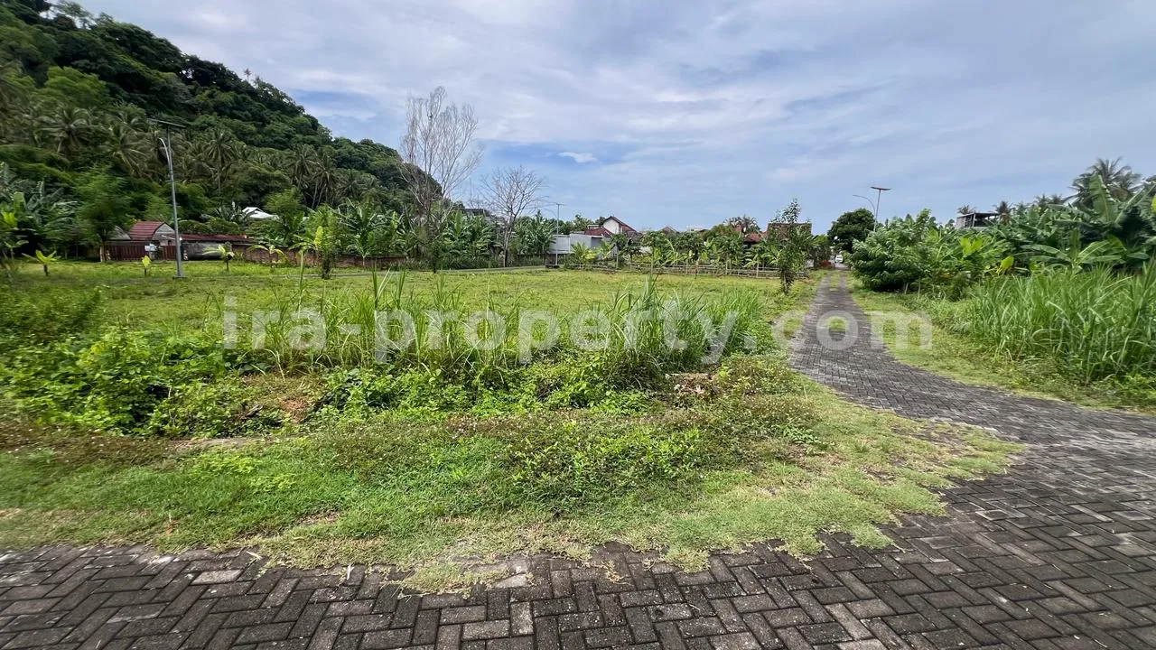 Villa & Hotel · Senggigi · foto 1 dari 4 Tanah Kavling Villa Premium di Green Valley Senggigi - 351 - 1