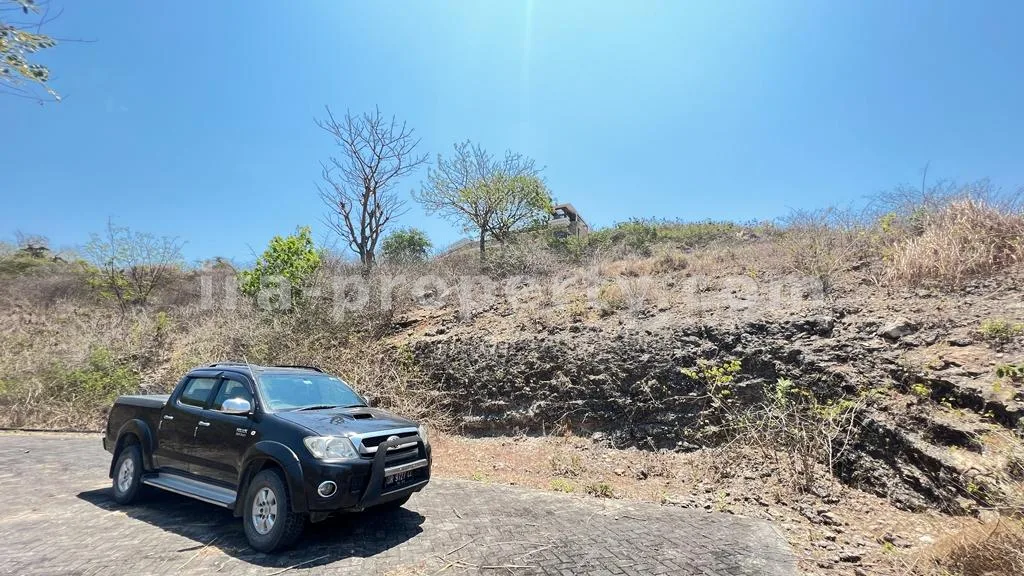 Tanah · Kuta Mandalika · foto 2 dari 9 Tanah Tepi Pantai Strategis Dekat Sirkuit Mandalika, Kuta - 372 - 2