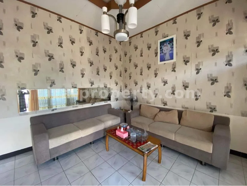 Rumah · Kota Mataram · foto 3 dari 9 Rumah Siap Huni Dijual di Taman Baru, Mataram - 437-2 - 3
