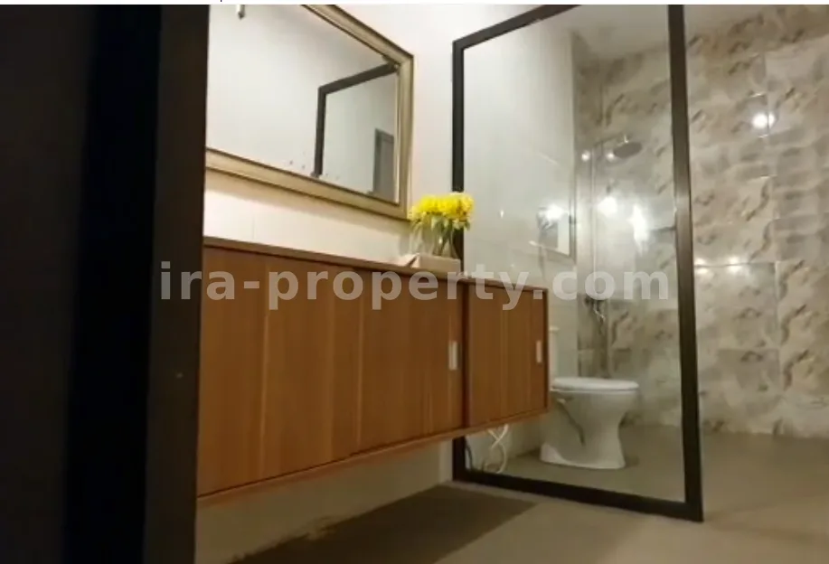 Spacious Home in Adisucipto Complex - 608 - 7