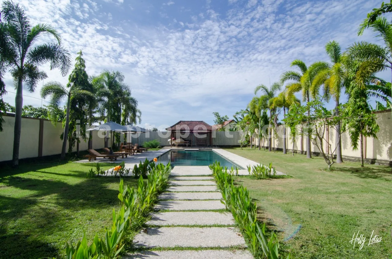 Vila Luas di Jalan Montong Dekat Senggigi, Lombok - X26457 - 10