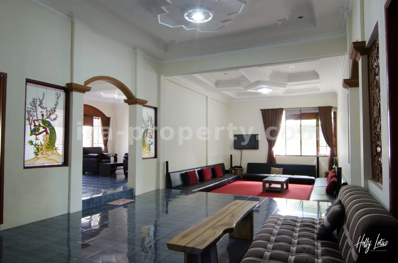 Vila Luas di Jalan Montong Dekat Senggigi, Lombok - X26457 - 11