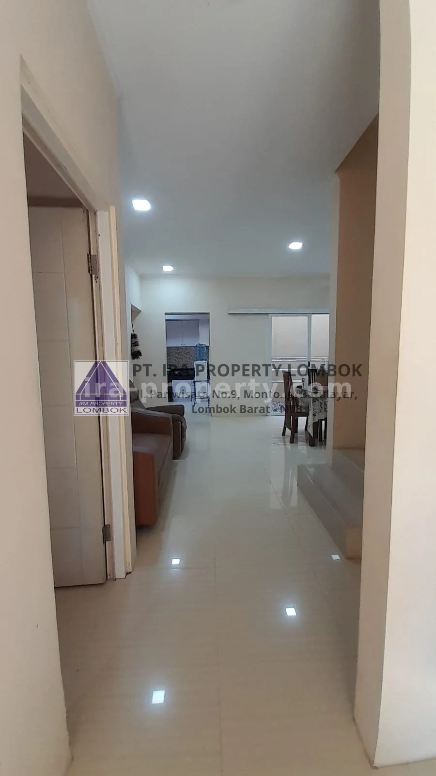 Rumah Gaya Villa di Sukati Boutique Complex, Senggigi - 375 - 6