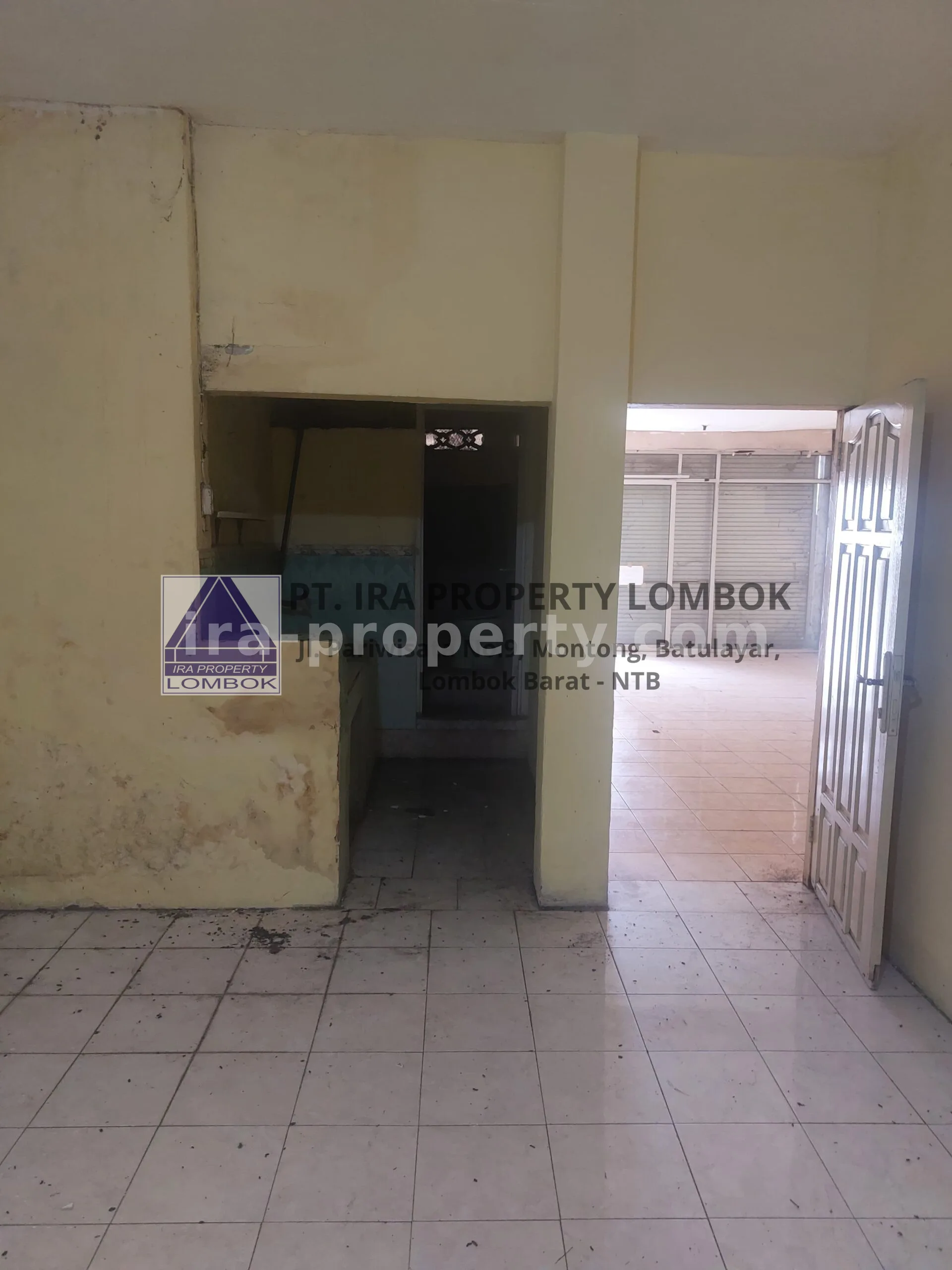 Ruko & Komersial · Kota Mataram · foto 5 dari 8 Ruko Komersial di Pinggir Jalan Utama Ampenan Utara - 619 - 5