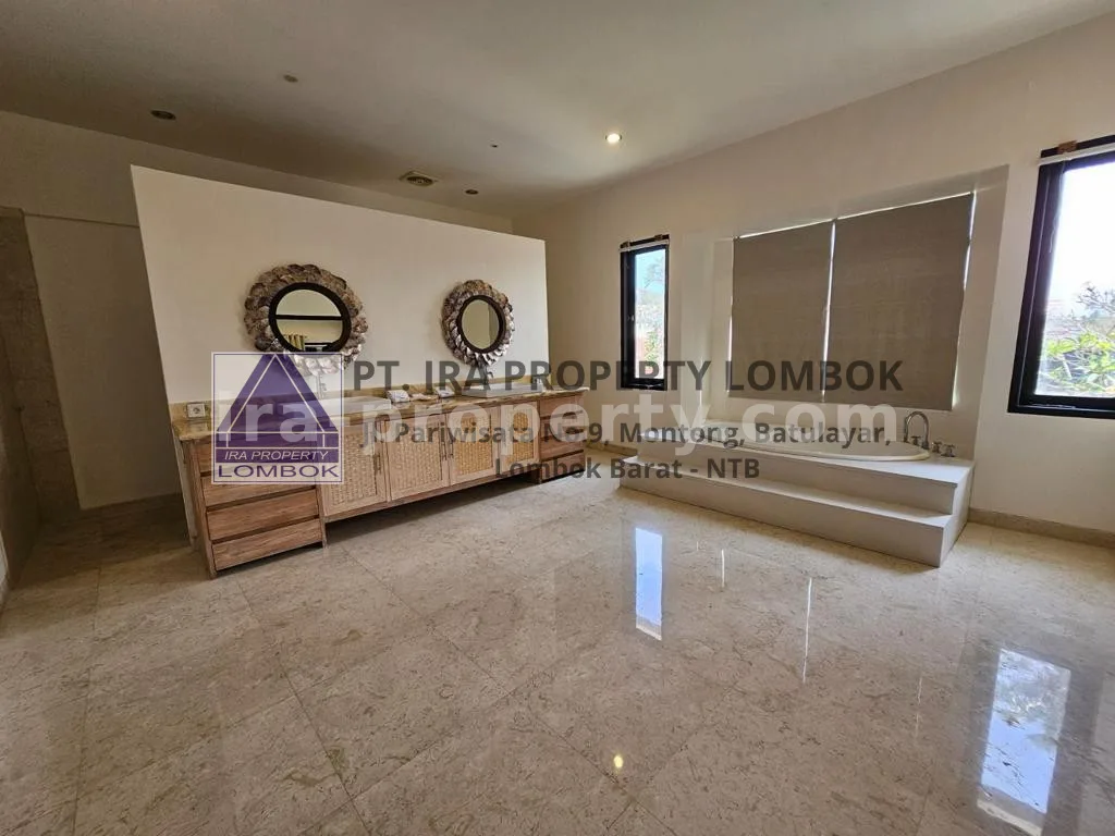 Exclusive Commercial Luxury Villa in Seminyak, Bali - 94 - 9