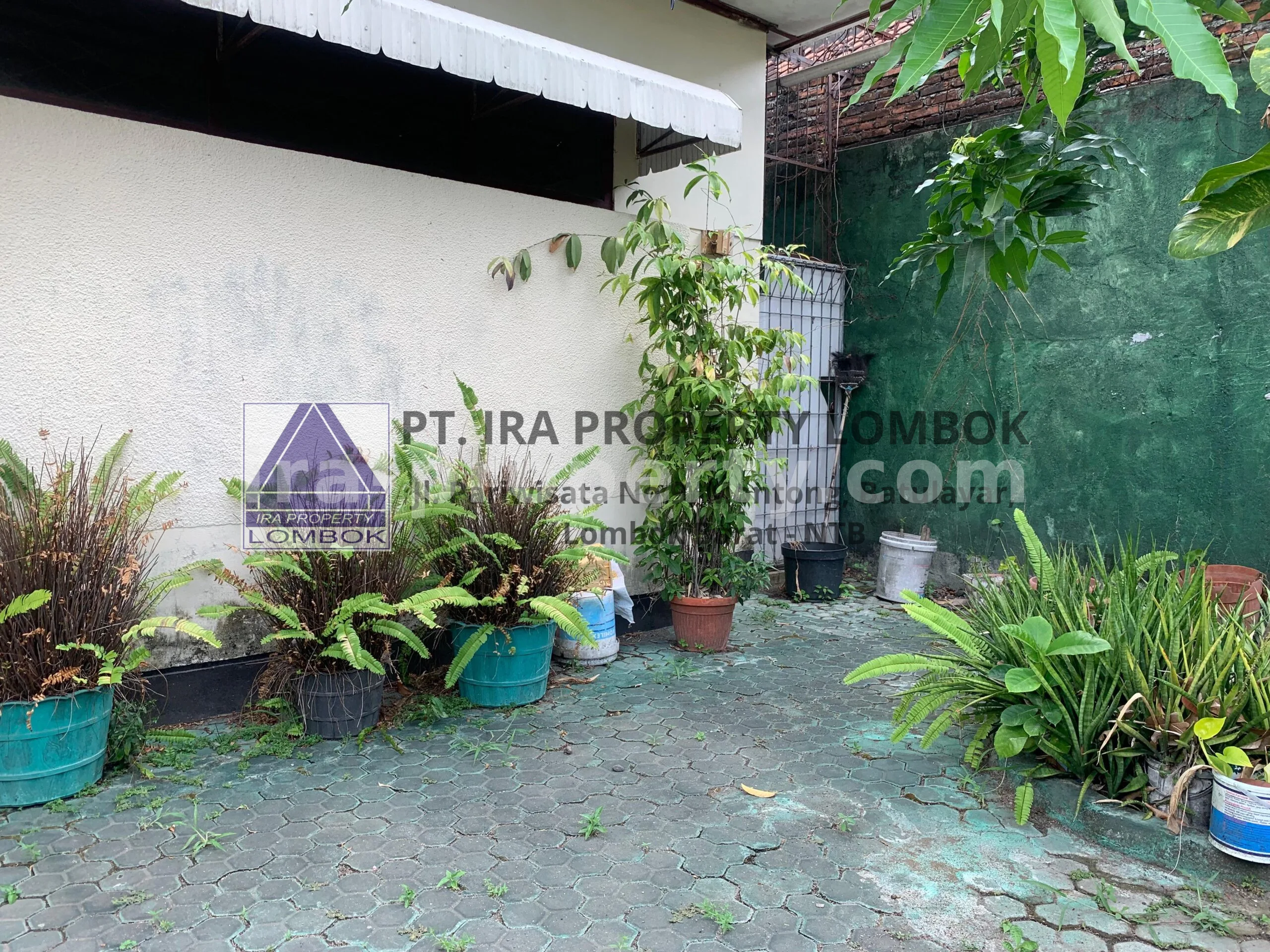 Villa & Hotel · Kota Mataram · foto 5 dari 23 Rumah Dijual di Mataram Pusat Dekat Hotel Santika - 420 - 5