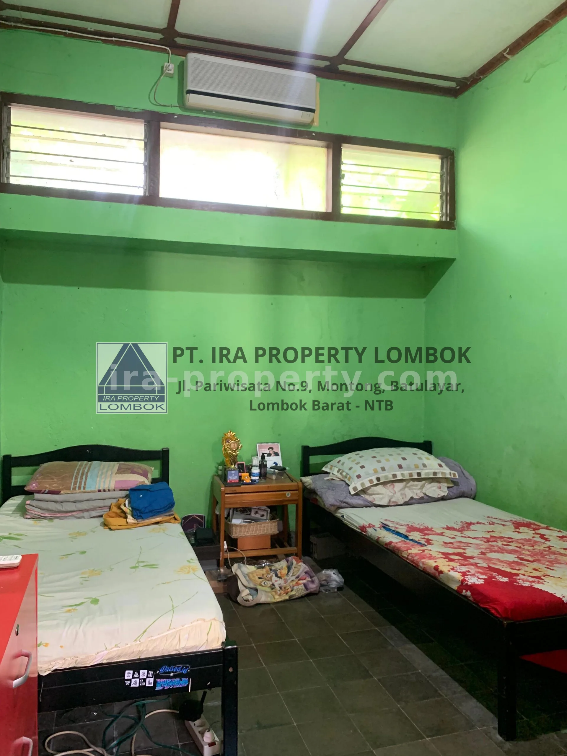 Rumah Dijual di Mataram Pusat Dekat Hotel Santika - 420 - 8