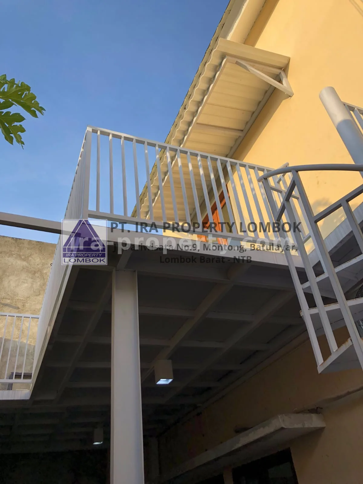 Rumah · Area Lombok Barat · foto 5 dari 8 Rumah Modern 2 Lantai di Kompleks Bale Pelangi - 471 - 5