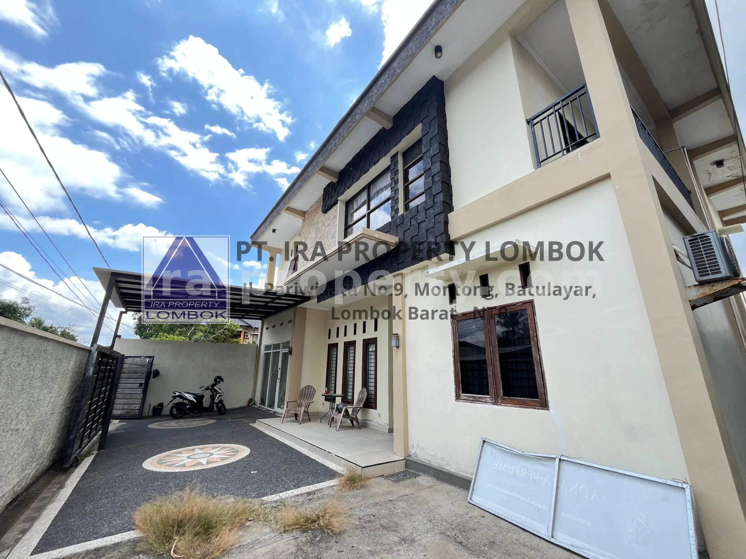 Rumah · Kota Mataram · foto 1 dari 18 Rumah Modern Baru di Kompleks Aman Mataram - 739 - 1