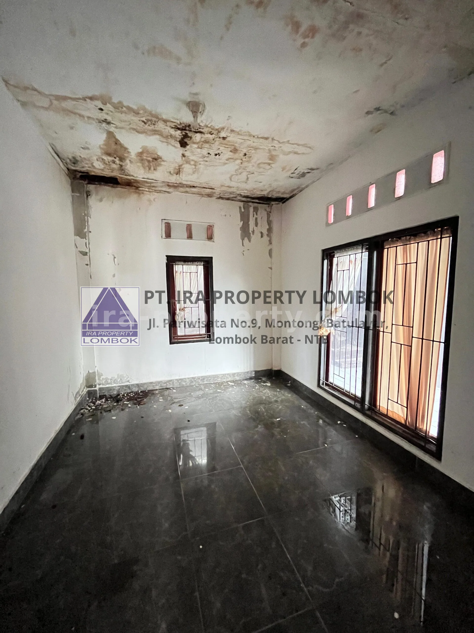 Spacious House with Shop Front in Karang Baru, Mataram - 639 - 15