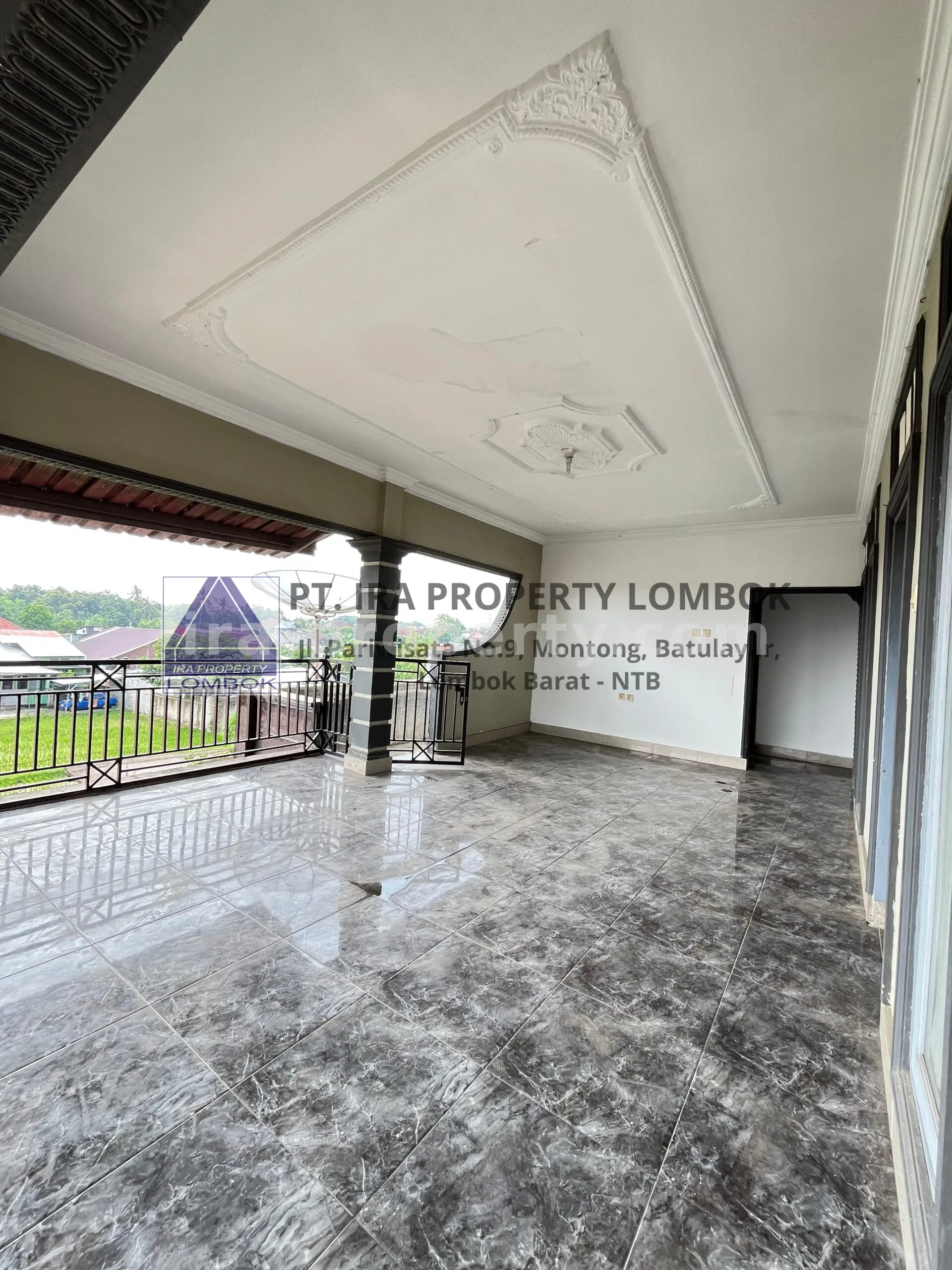 Shophouse & Commercial · Mataram City · photo 3 of 15 Spacious House with Shop Front in Karang Baru, Mataram - 639 - 3