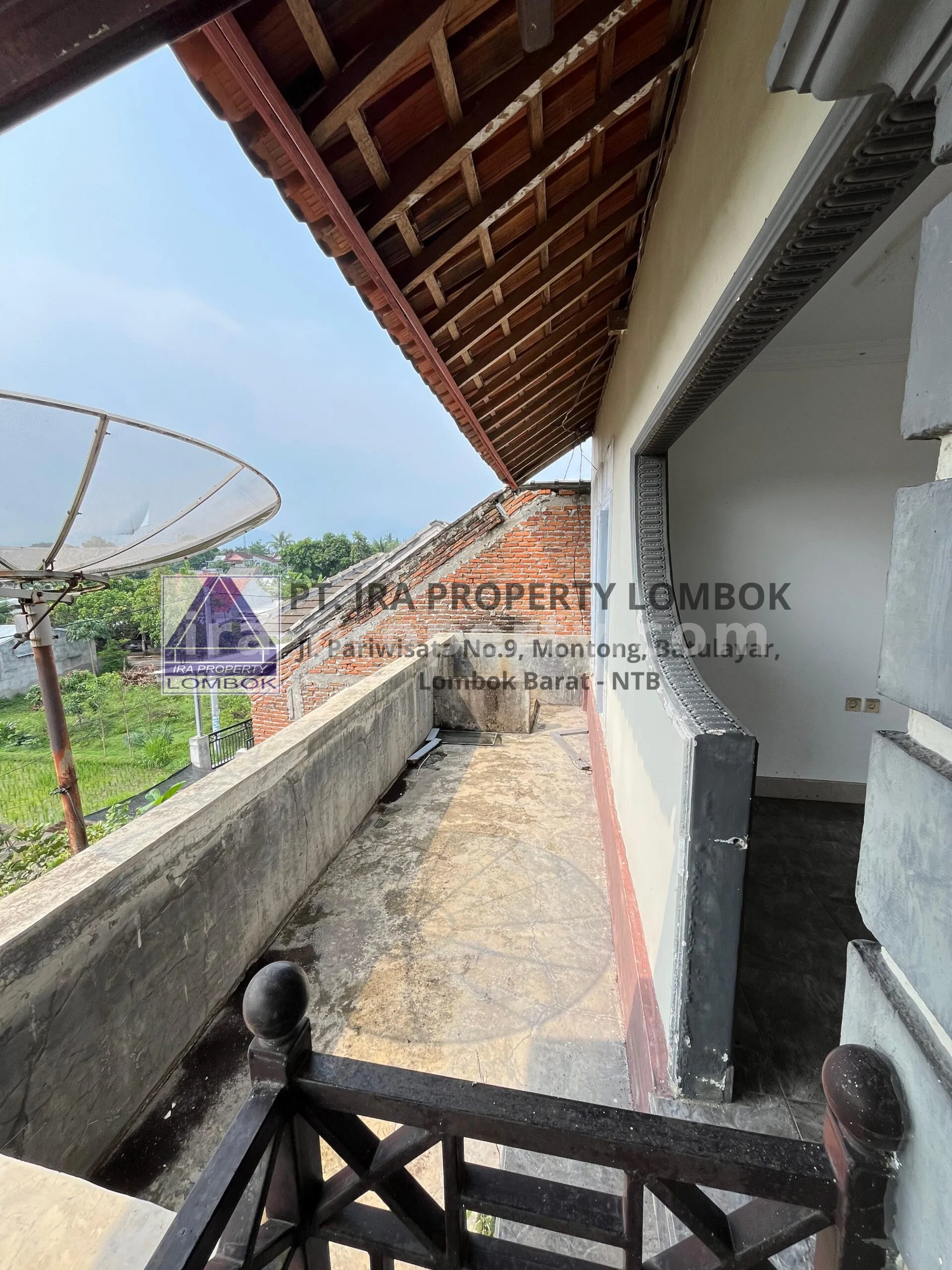Shophouse & Commercial · Mataram City · photo 5 of 15 Spacious House with Shop Front in Karang Baru, Mataram - 639 - 5