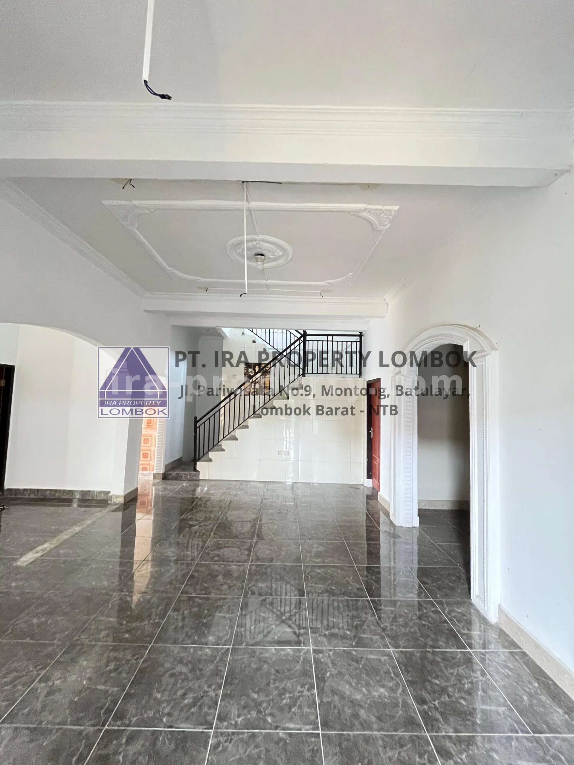 Spacious House with Shop Front in Karang Baru, Mataram - 639 - 6