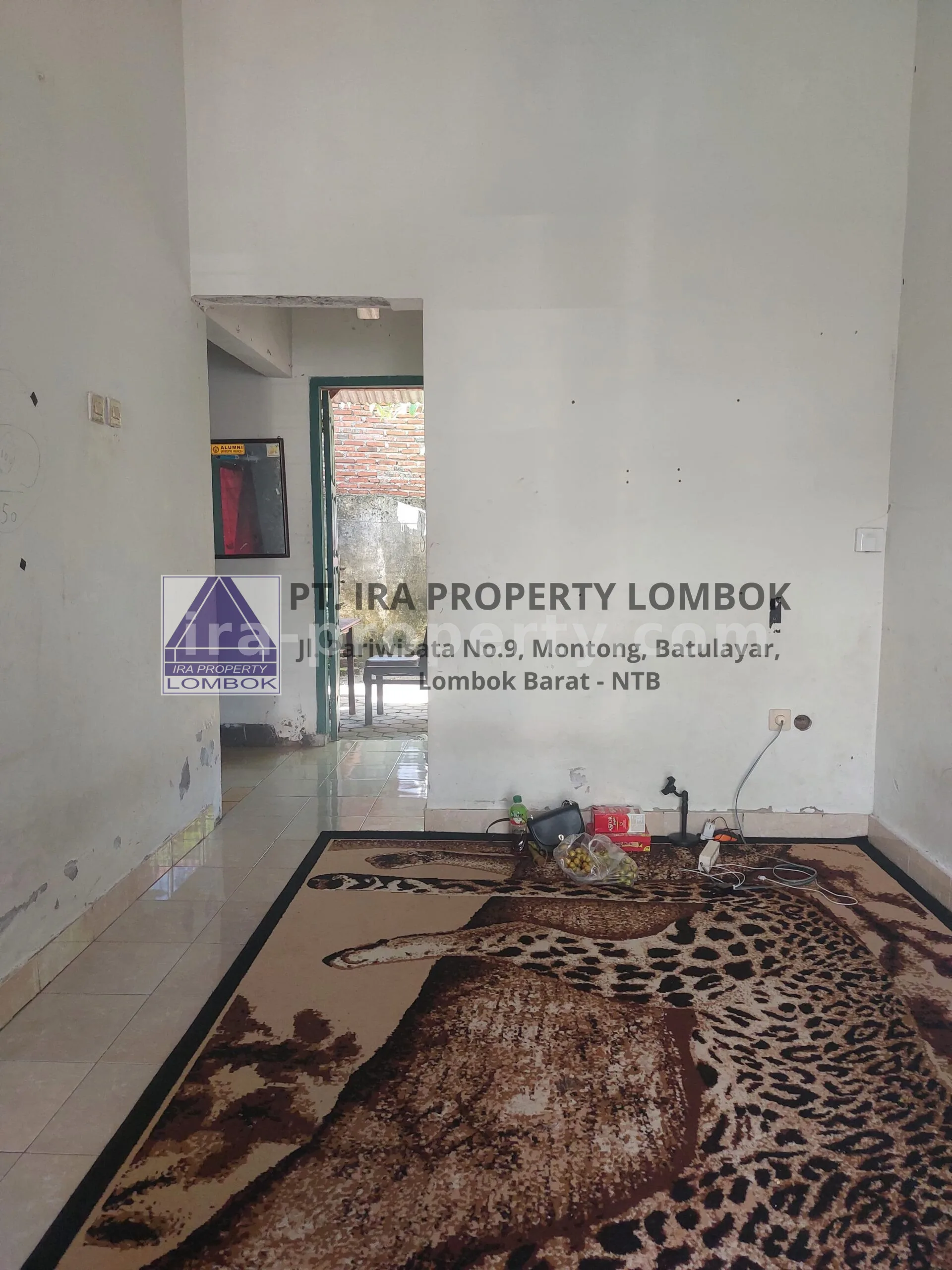 Rumah Dijual di Kompleks Perumahan Jl. Adi Sucipto, Mataram - 648 - 6