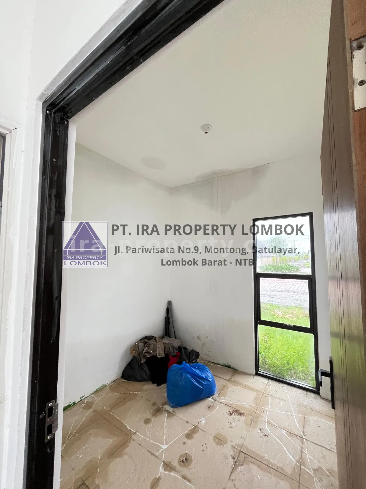 House · West Lombok Area · photo 5 of 16 House for Sale in Lavida Meka Asia Complex, West Lombok - 647 - 5