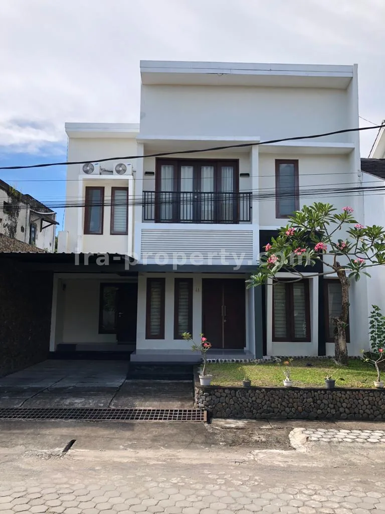 Rumah · Kota Mataram · foto 1 dari 15 Rumah Dijual di Meninting Garden, Lombok - 965 - 1