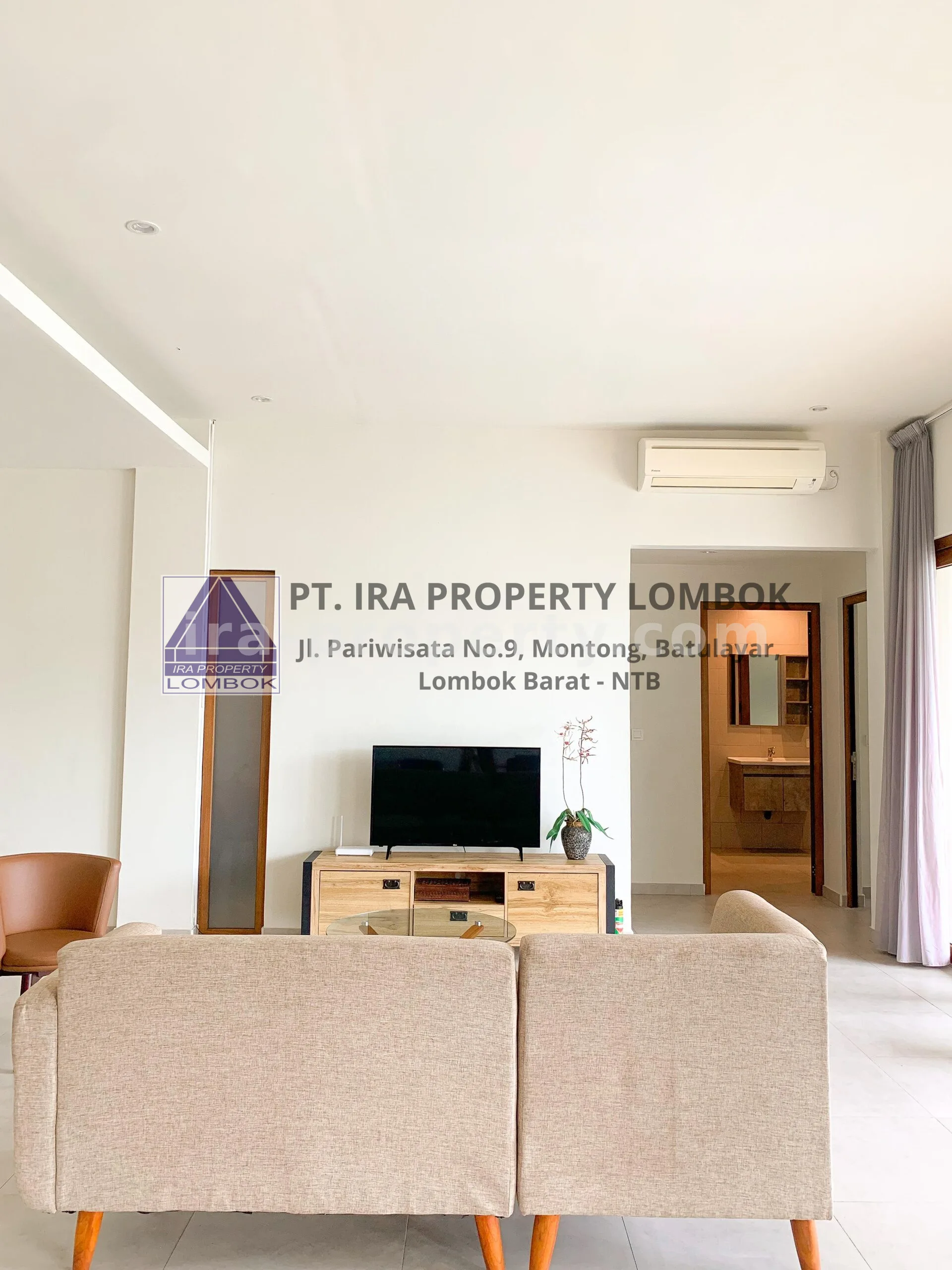 Villa Modern Baru Dekat Pantai Stangi - 238 - 14