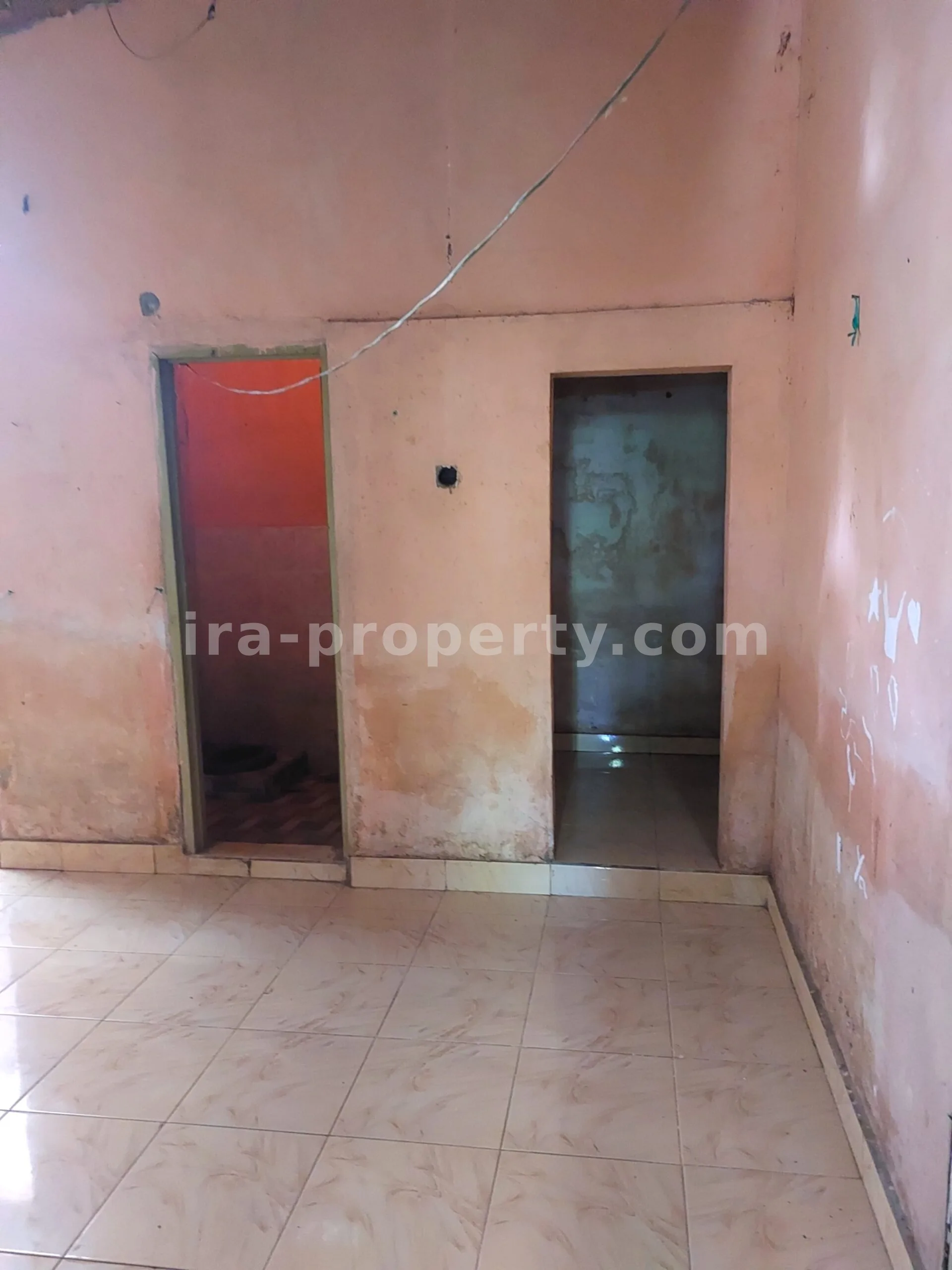 House · West Lombok Area · photo 4 of 15 House for Sale in Ireng Jatisela, West Lombok - 658 - 4