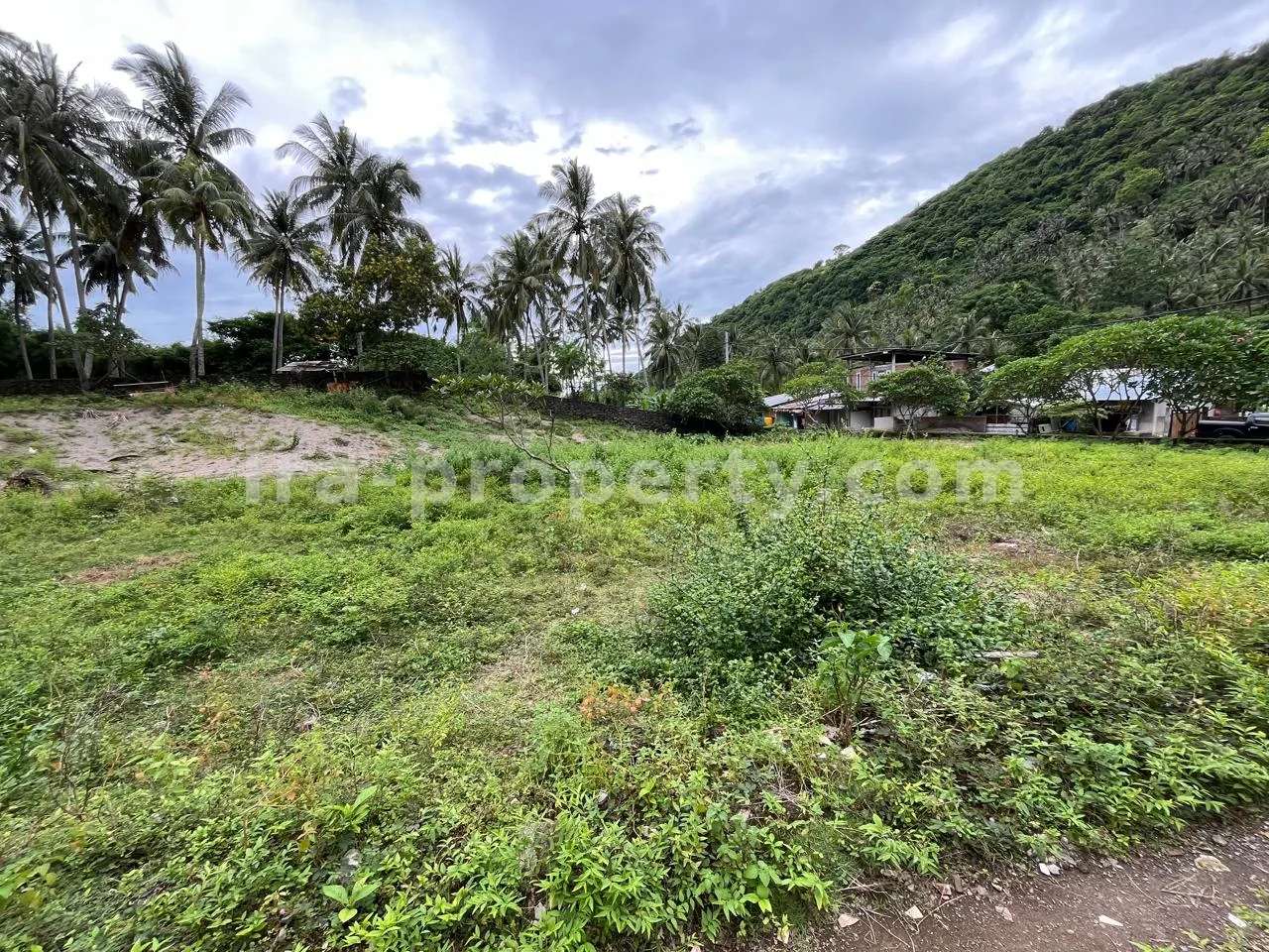 Tanah · Senggigi · foto 4 dari 4 Tanah Dijual di Kerandangan Dekat Senggigi, Lombok Barat - 371 - 4