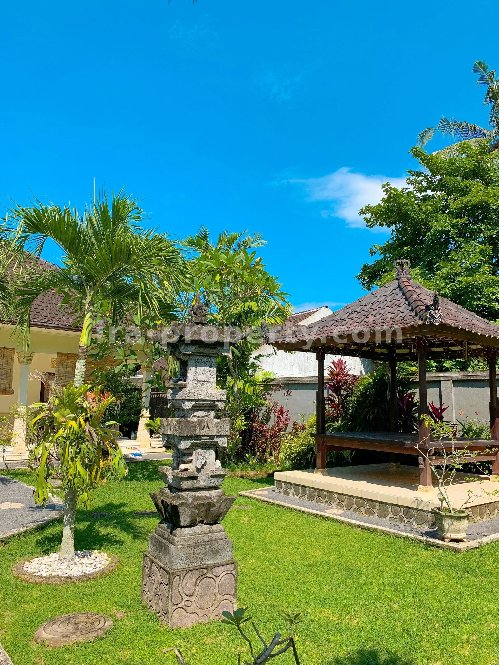 Villa & Hotel · Senggigi · foto 2 dari 18 Villa Mewah Dijual di Batu Layar, Senggigi, Lombok Barat - 425 - 2