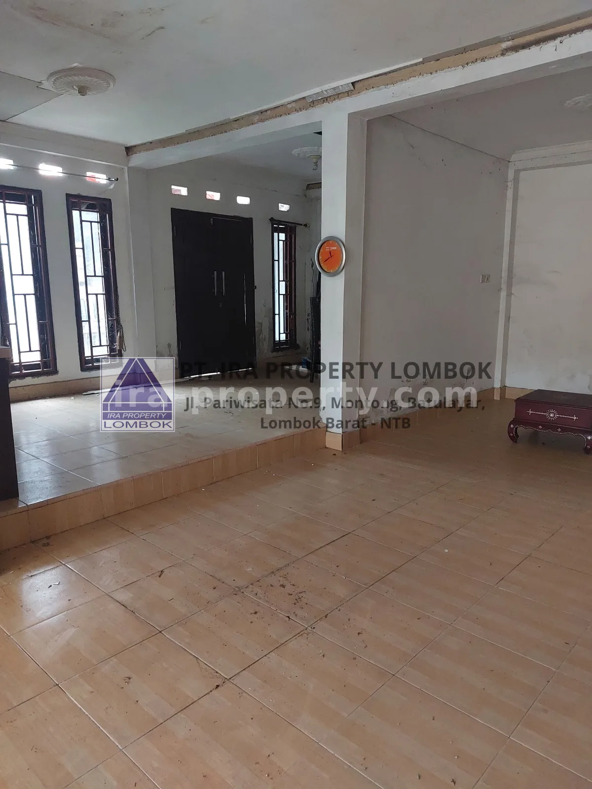 Rumah Strategis di Kompleks Taman Baru Dekat Mall Epicentrum - 651 - 7