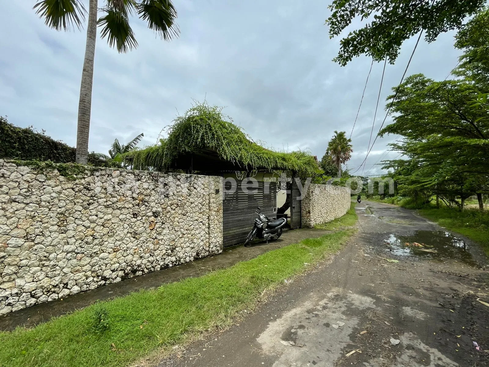 Villa & Hotel · Senggigi · foto 3 dari 15 Villa Dijual di Batu Layar, Dekat Hotel Jayakarta, Lombok Barat - 431 - 3